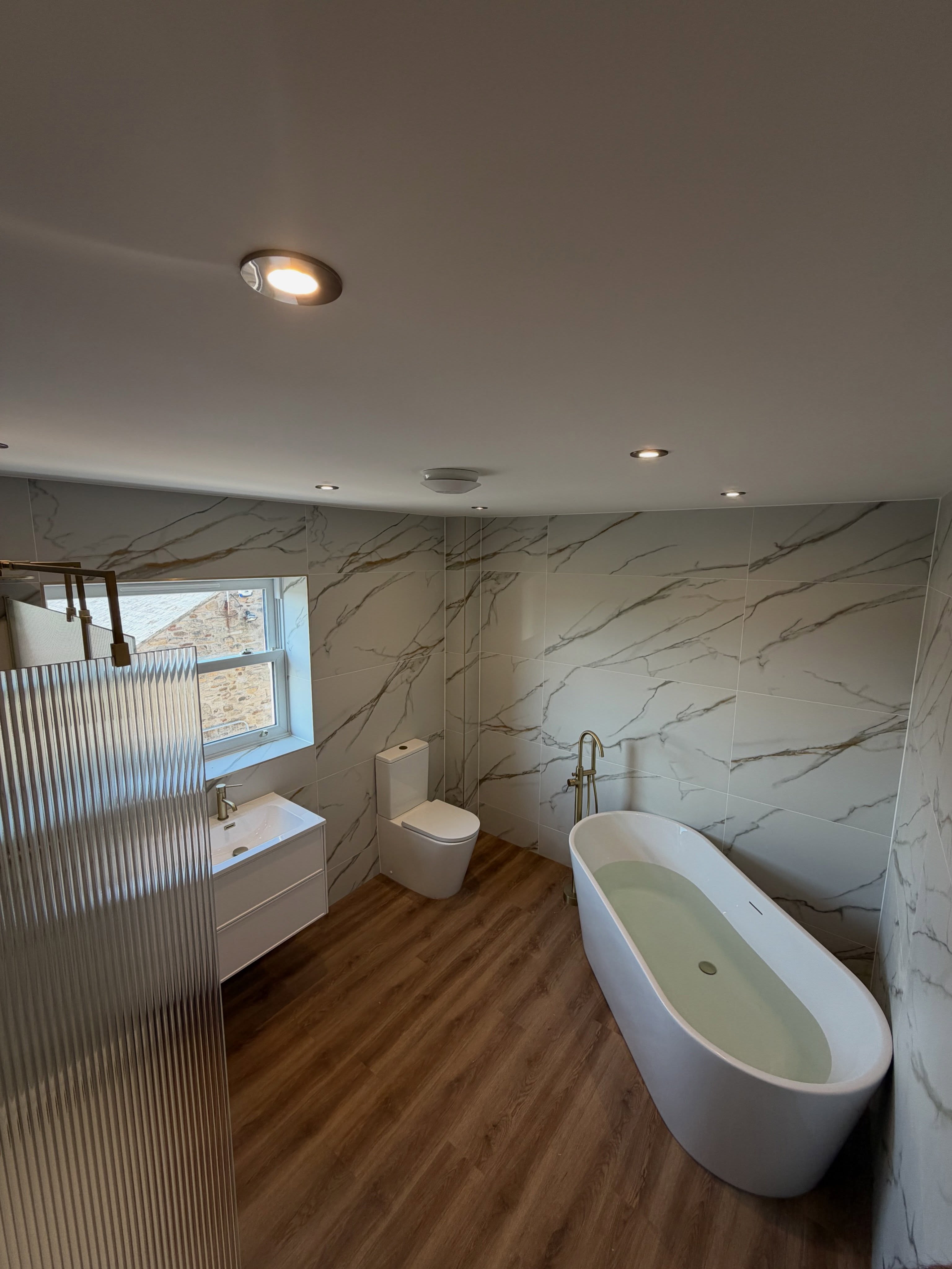 Bathroom sealant work example 5