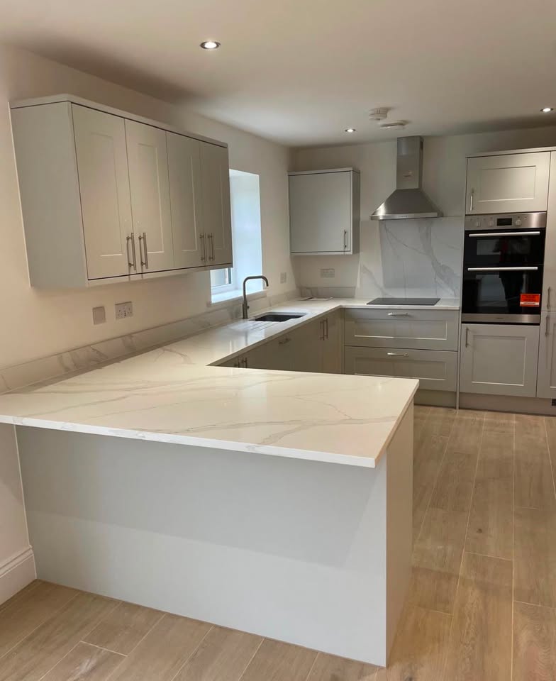 Kitchen mastic sealant work example 5